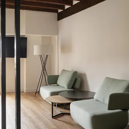 Etxeaundi Boutique 2*