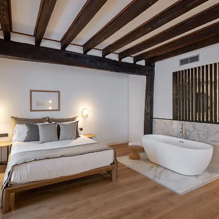 Otel Etxeaundi Boutique 2*